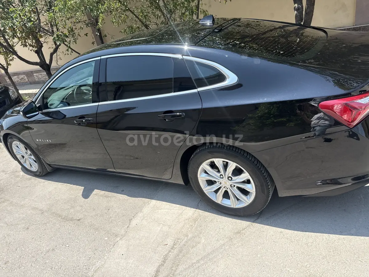 Chevrolet Malibu 2