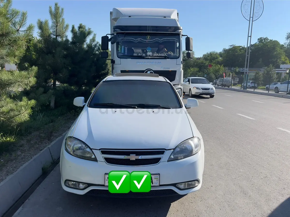Chevrolet Gentra,  3 позиция