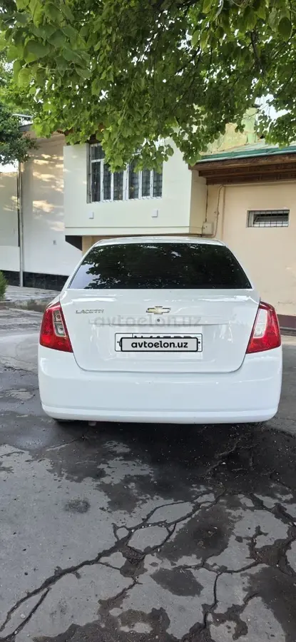 Chevrolet Gentra,  1 позиция