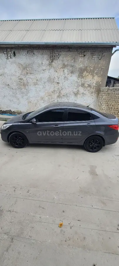 Hyundai Accent