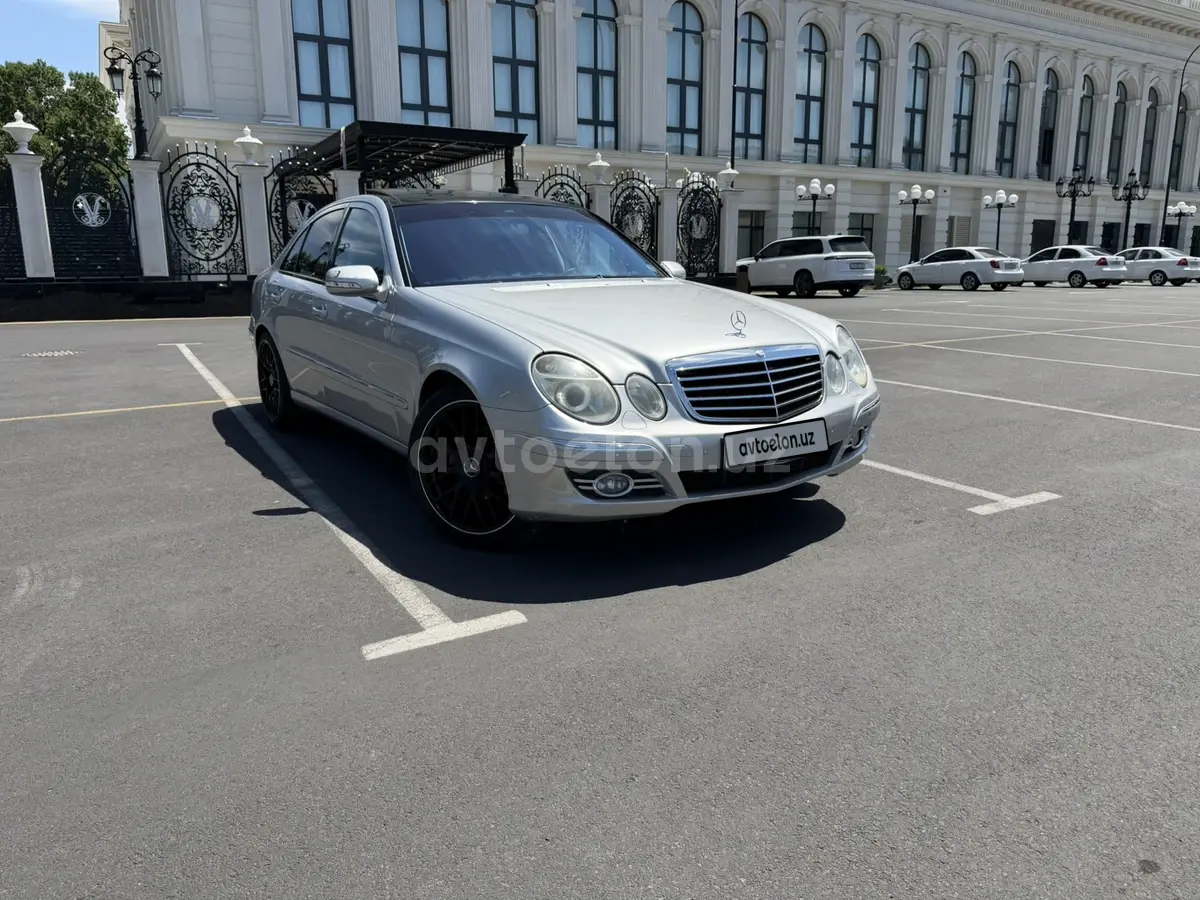 Mercedes-Benz E 320