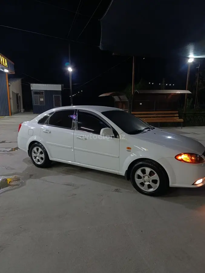 Chevrolet Gentra,  1 позиция