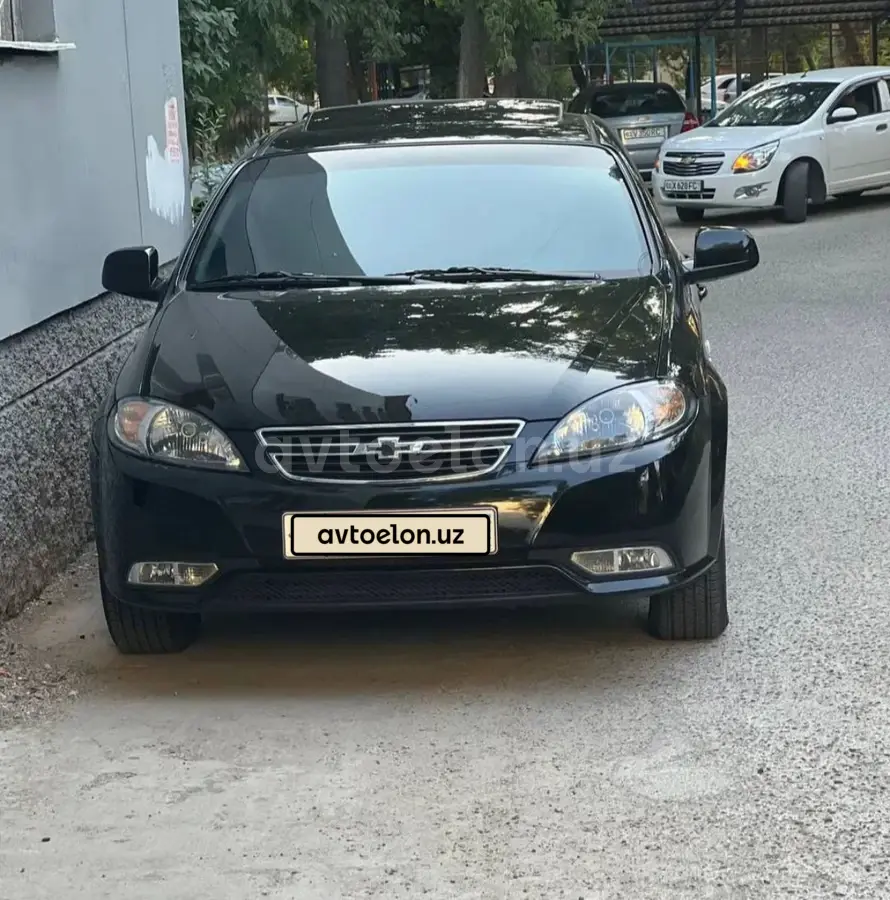 Chevrolet Gentra,  3 позиция