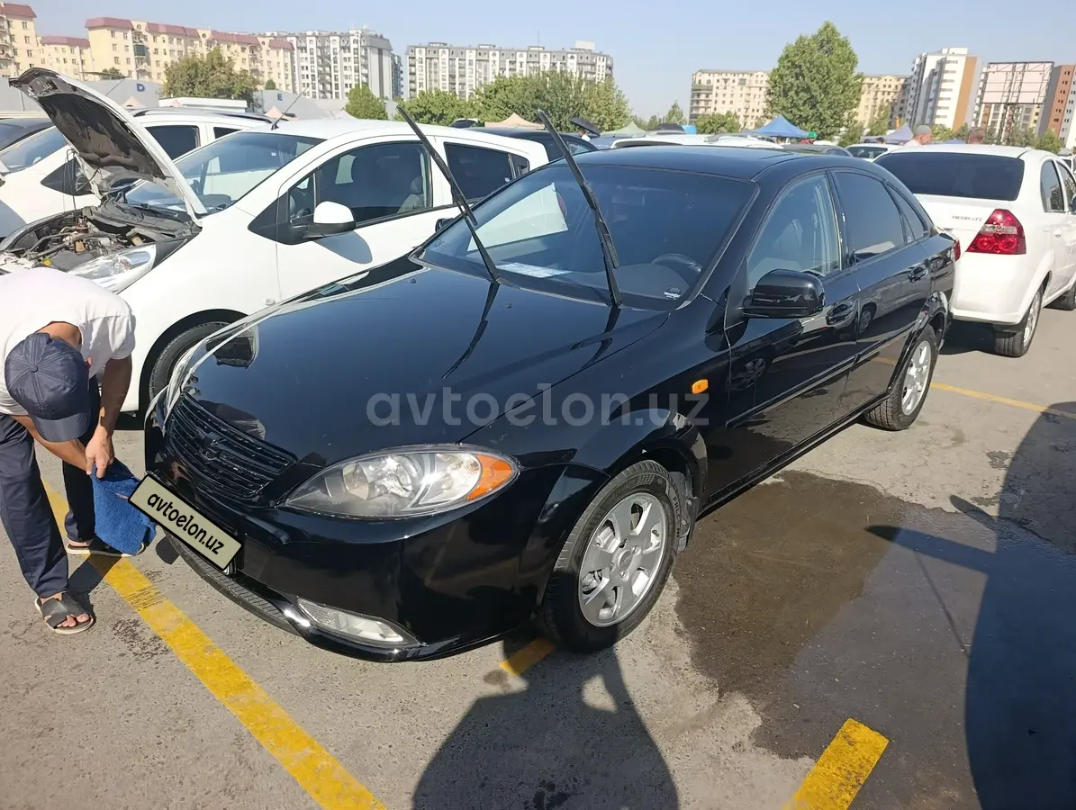 Chevrolet Gentra,  3 позиция