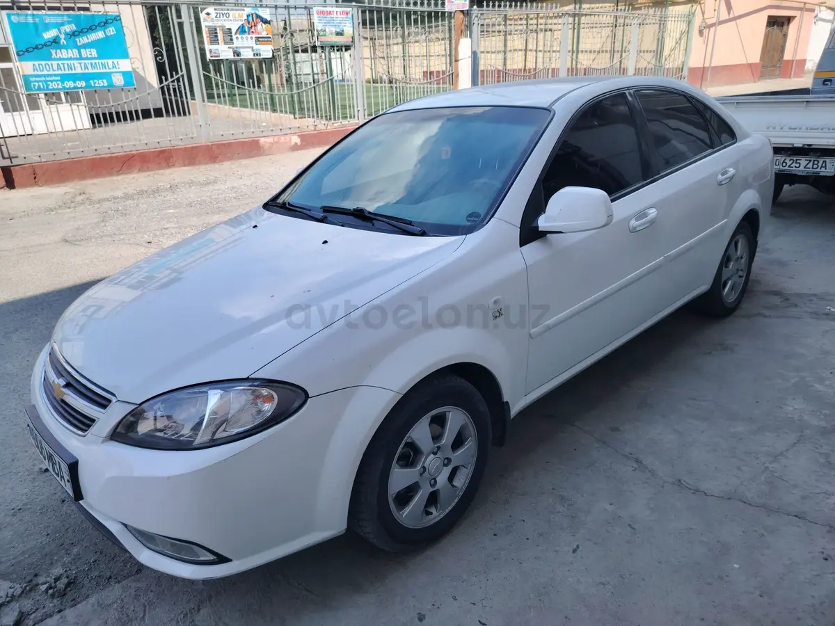 Chevrolet Gentra,  1 позиция
