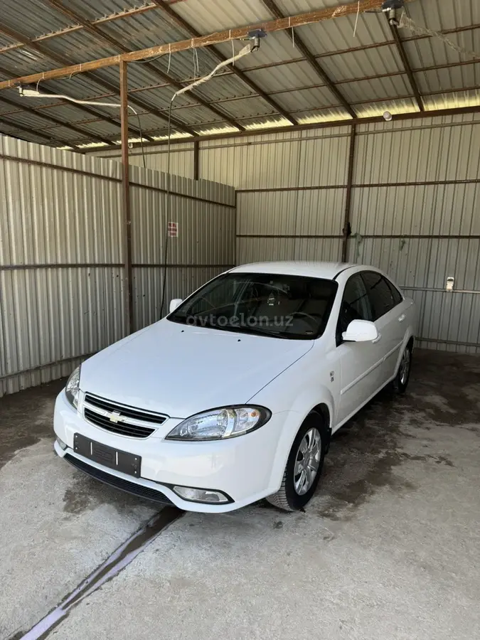 Chevrolet Gentra,  1 позиция