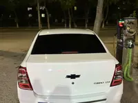 Белый Chevrolet Cobalt, 4 позиция 2020 года, КПП Автомат, в Ташкент за 10 500 y.e. id7402967