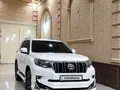 Молочный цвет Toyota Land Cruiser Prado 2023 года, КПП Автомат, в Самарканд за 65 500 y.e. id7630627