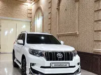 Молочный цвет Toyota Land Cruiser Prado 2023 года, КПП Автомат, в Самарканд за 65 500 y.e. id7630627