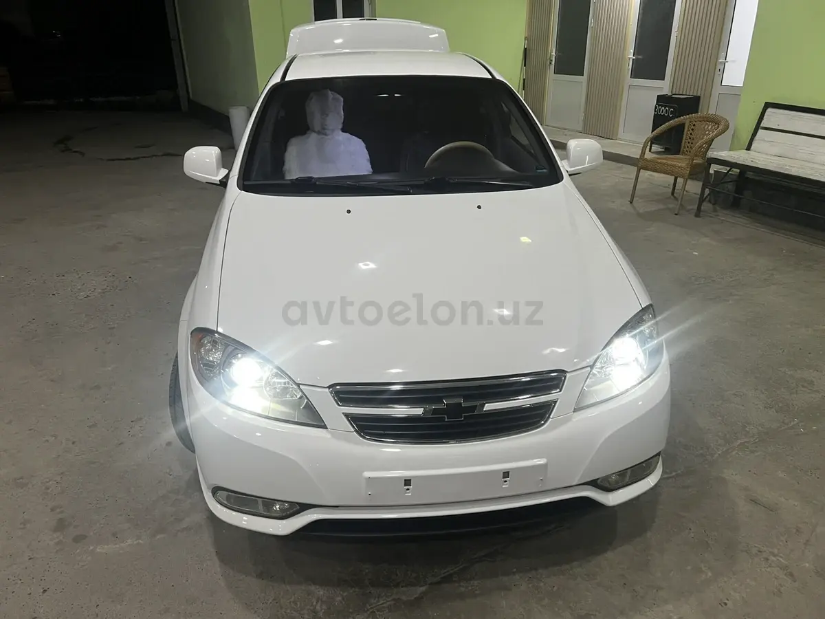 Chevrolet Gentra,  2 позиция