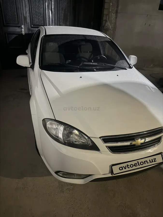 Chevrolet Gentra,  2 позиция