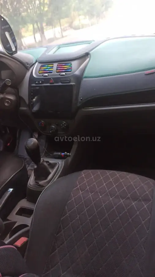 Chevrolet Cobalt,  2 позиция