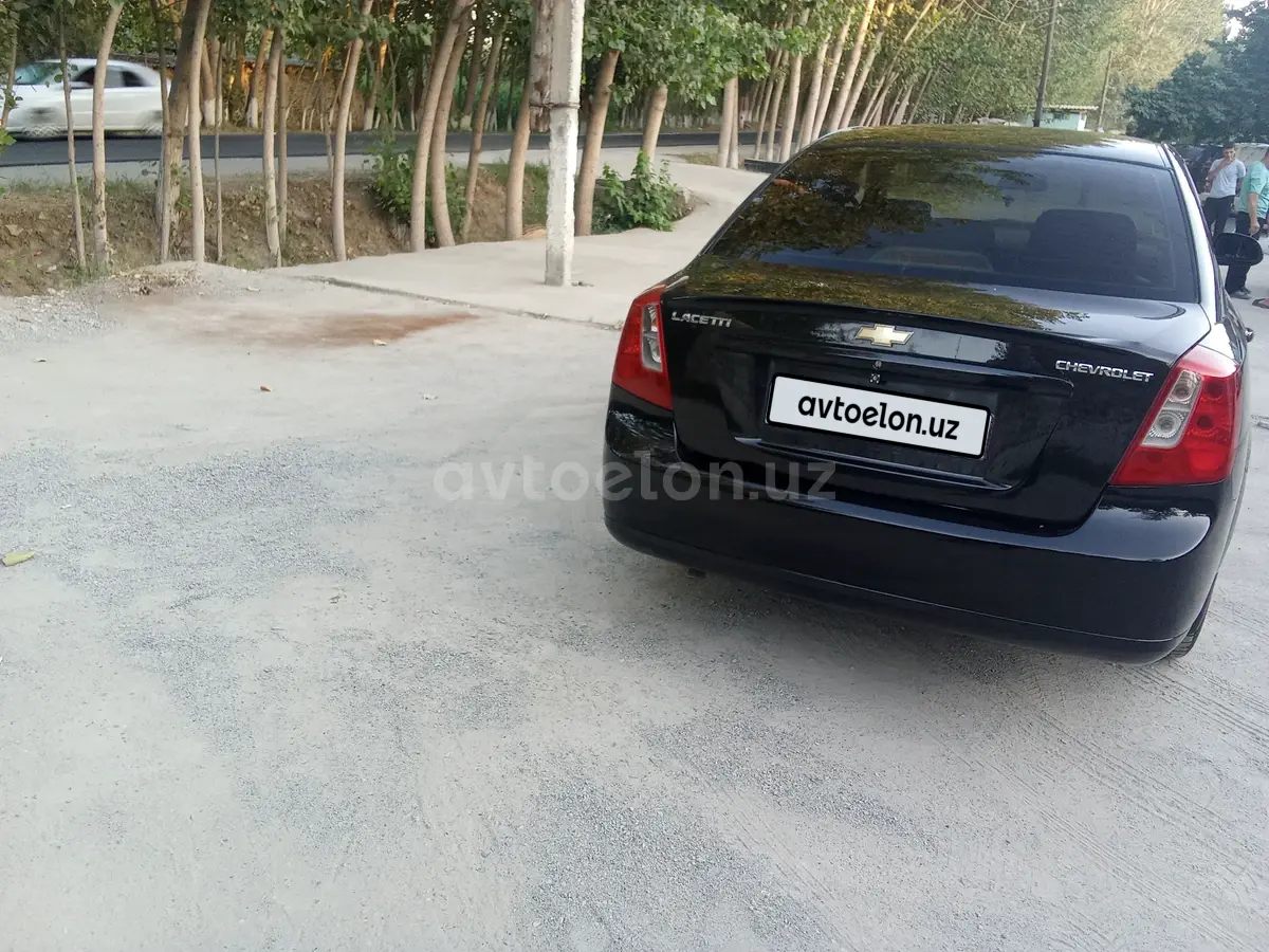 Chevrolet Lacetti,  3 позиция
