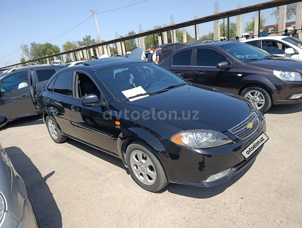 Chevrolet Gentra,  3 позиция