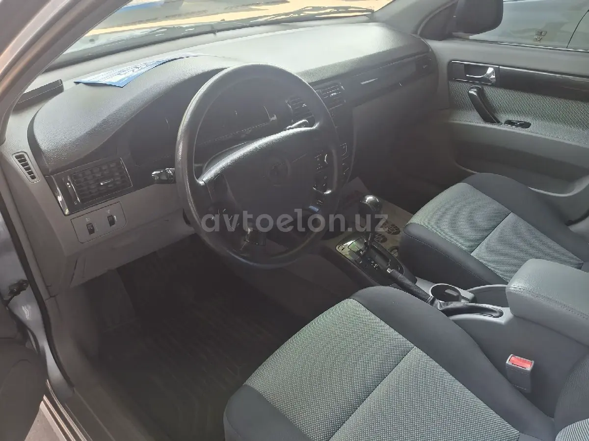 Chevrolet Gentra,  3 позиция