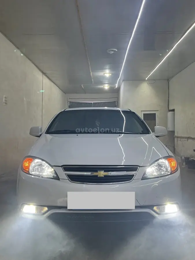 Chevrolet Gentra,  2 позиция