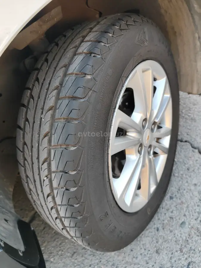 Chevrolet Cobalt,  4 позиция