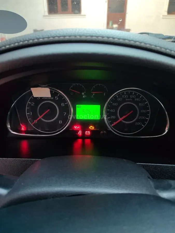 Chevrolet Gentra,  1 позиция Газ-бензин