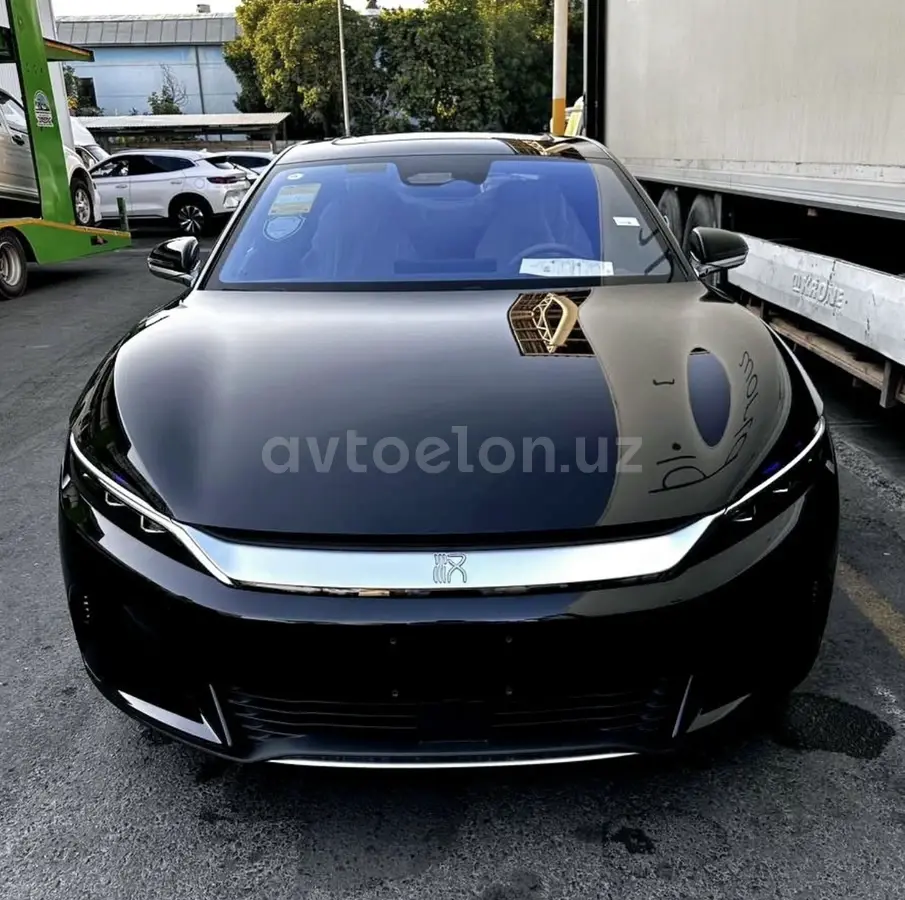BYD Han EV