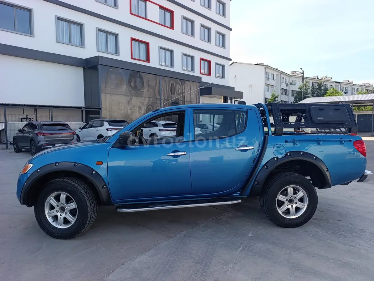 Mitsubishi L200