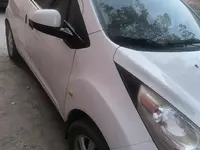 Белый Chevrolet Spark, 2 позиция 2011 года, КПП Механика, в Андижан за 4 500 y.e. id7445961