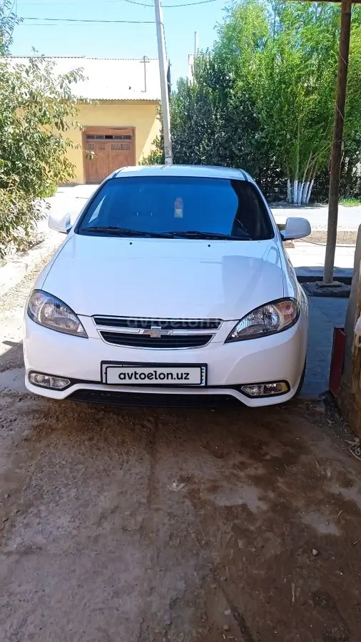 Chevrolet Gentra,  2 позиция