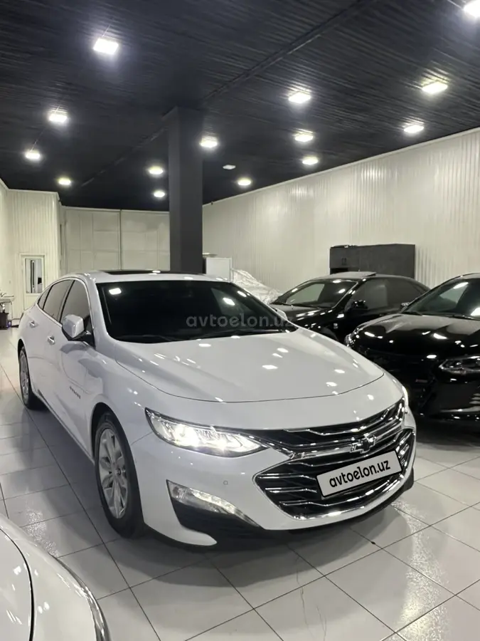 Chevrolet Malibu 2