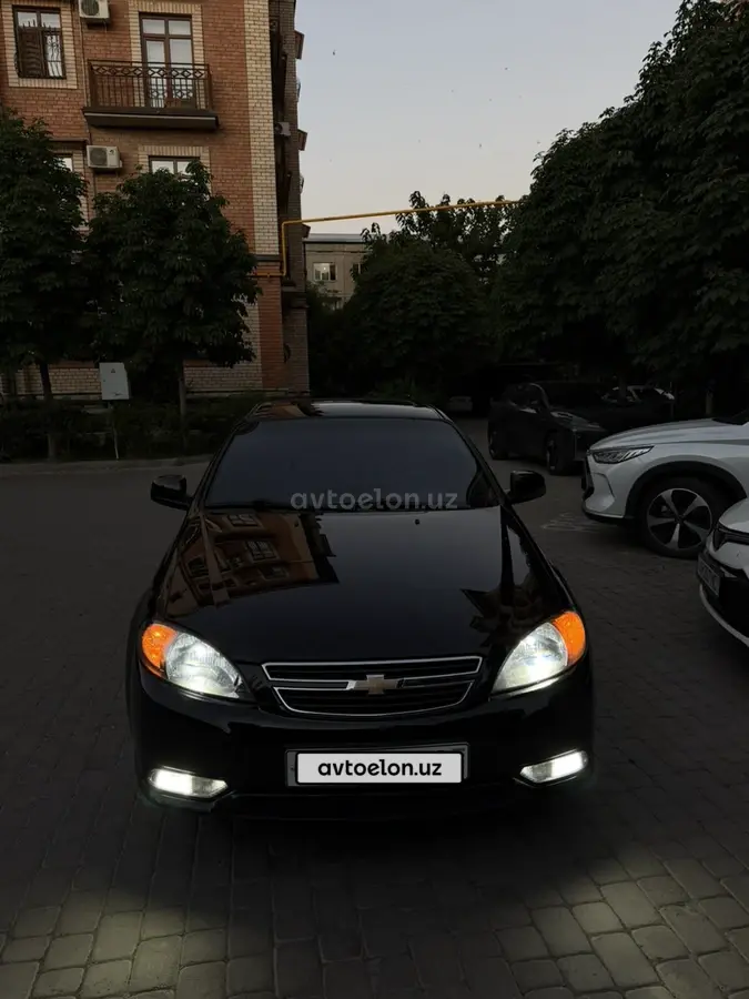 Chevrolet Gentra,  3 позиция