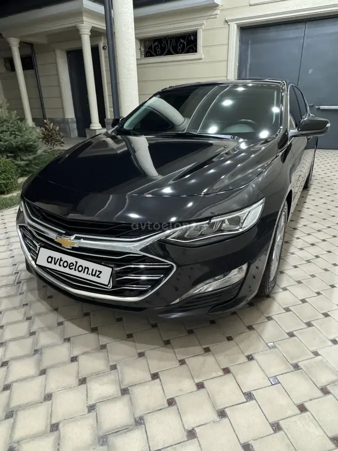 Chevrolet Malibu 2