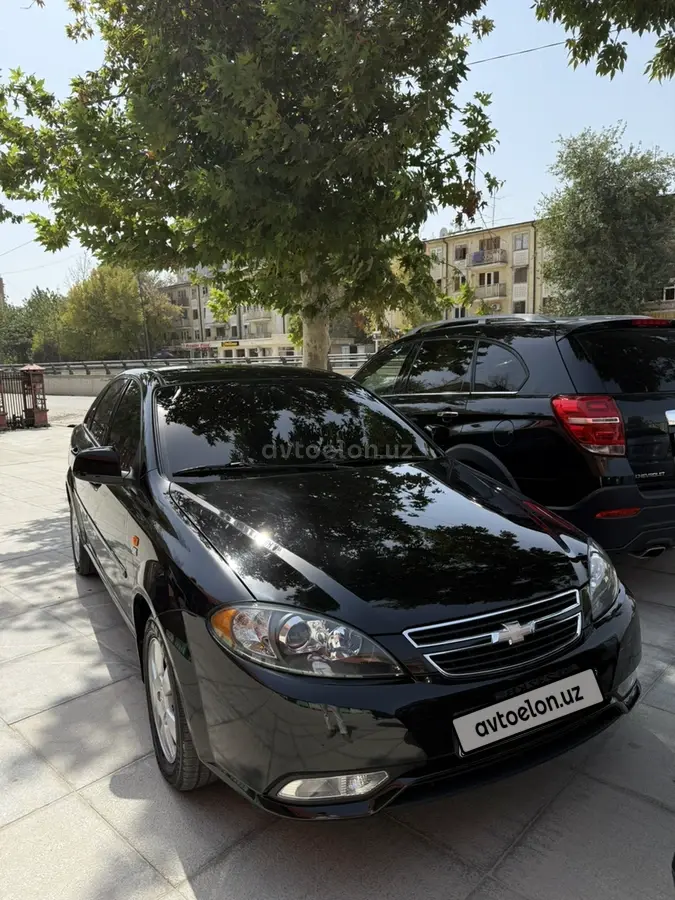 Chevrolet Gentra,  3 позиция
