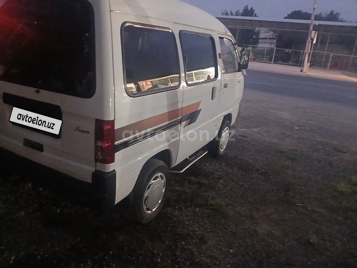 Chevrolet Damas