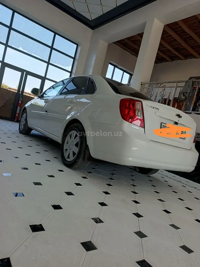 Chevrolet Gentra,  2 позиция