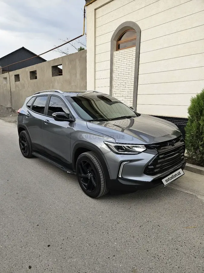 Chevrolet Tracker 2