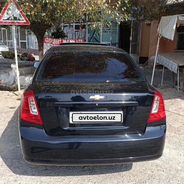 Chevrolet Gentra,  3 позиция