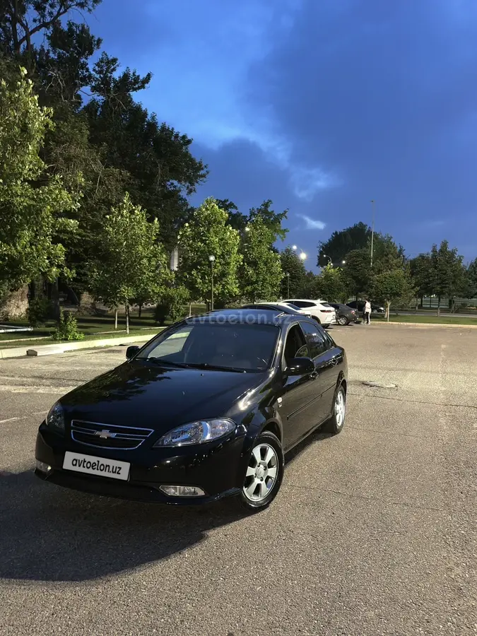 Chevrolet Lacetti,  3 позиция