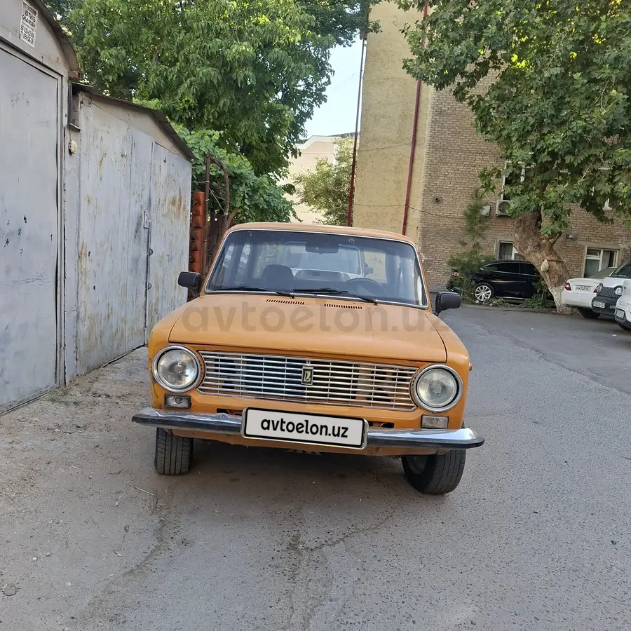 ВАЗ (Lada) 21011