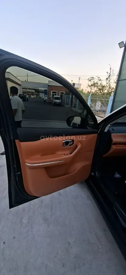 Leapmotor C16