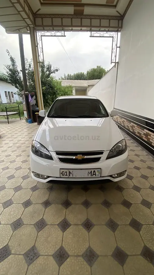 Chevrolet Gentra,  3 позиция