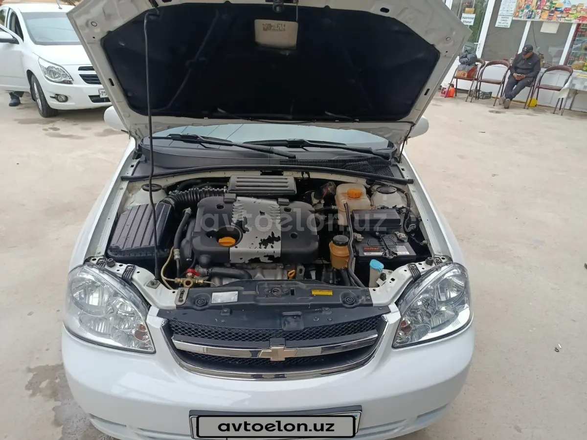 Chevrolet Lacetti,  2 позиция