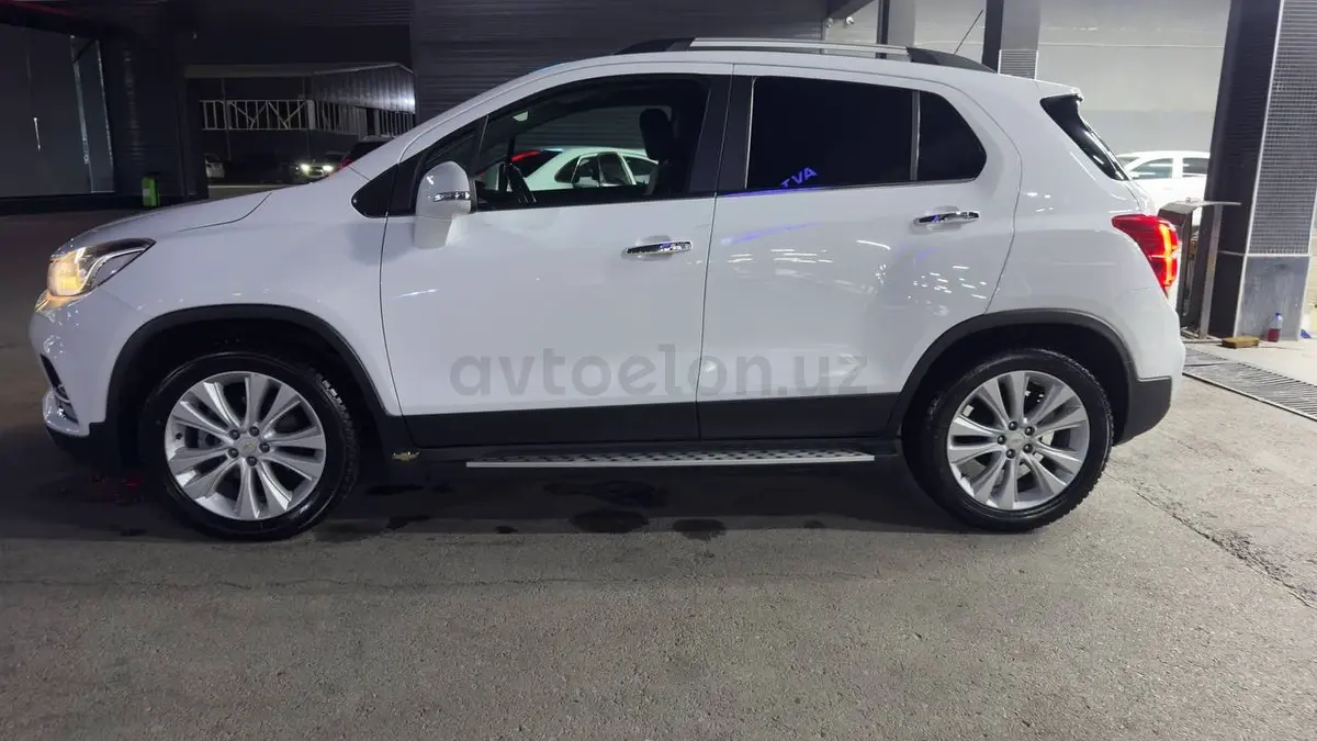 Chevrolet Tracker,  3 позиция