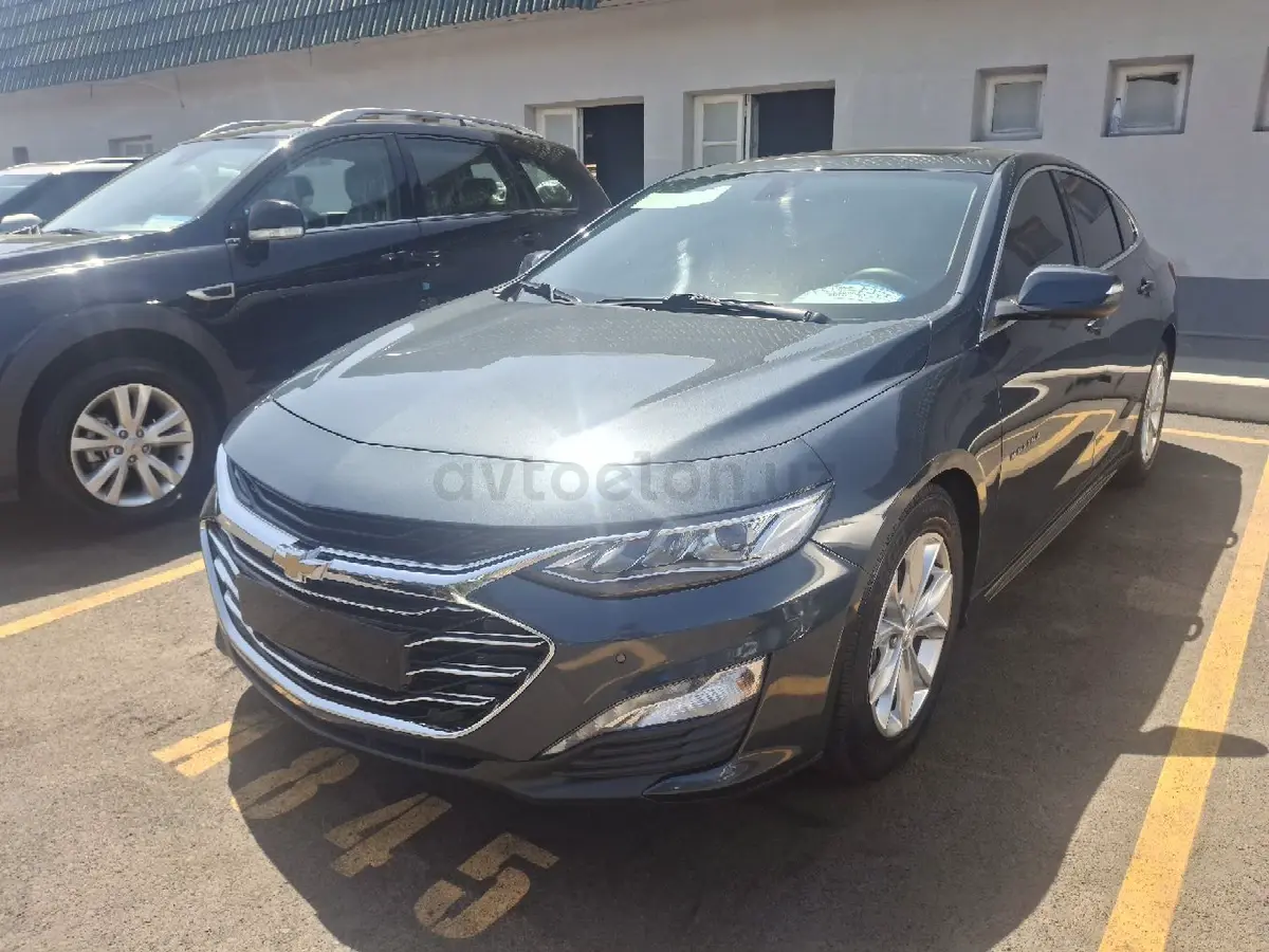 Chevrolet Malibu 2