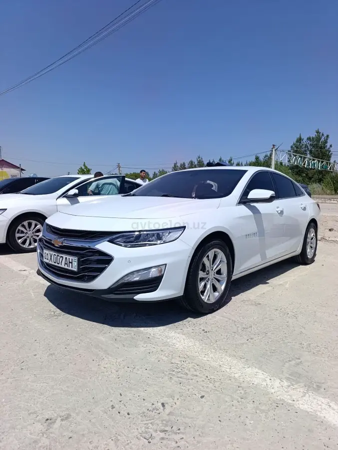 Chevrolet Malibu 2