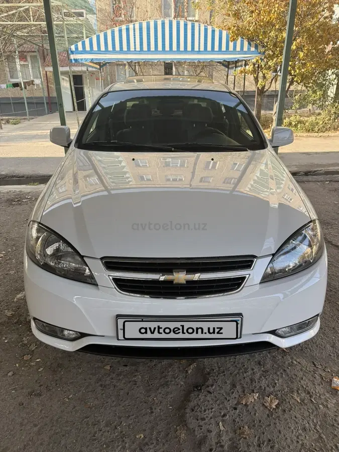 Chevrolet Gentra,  3 позиция