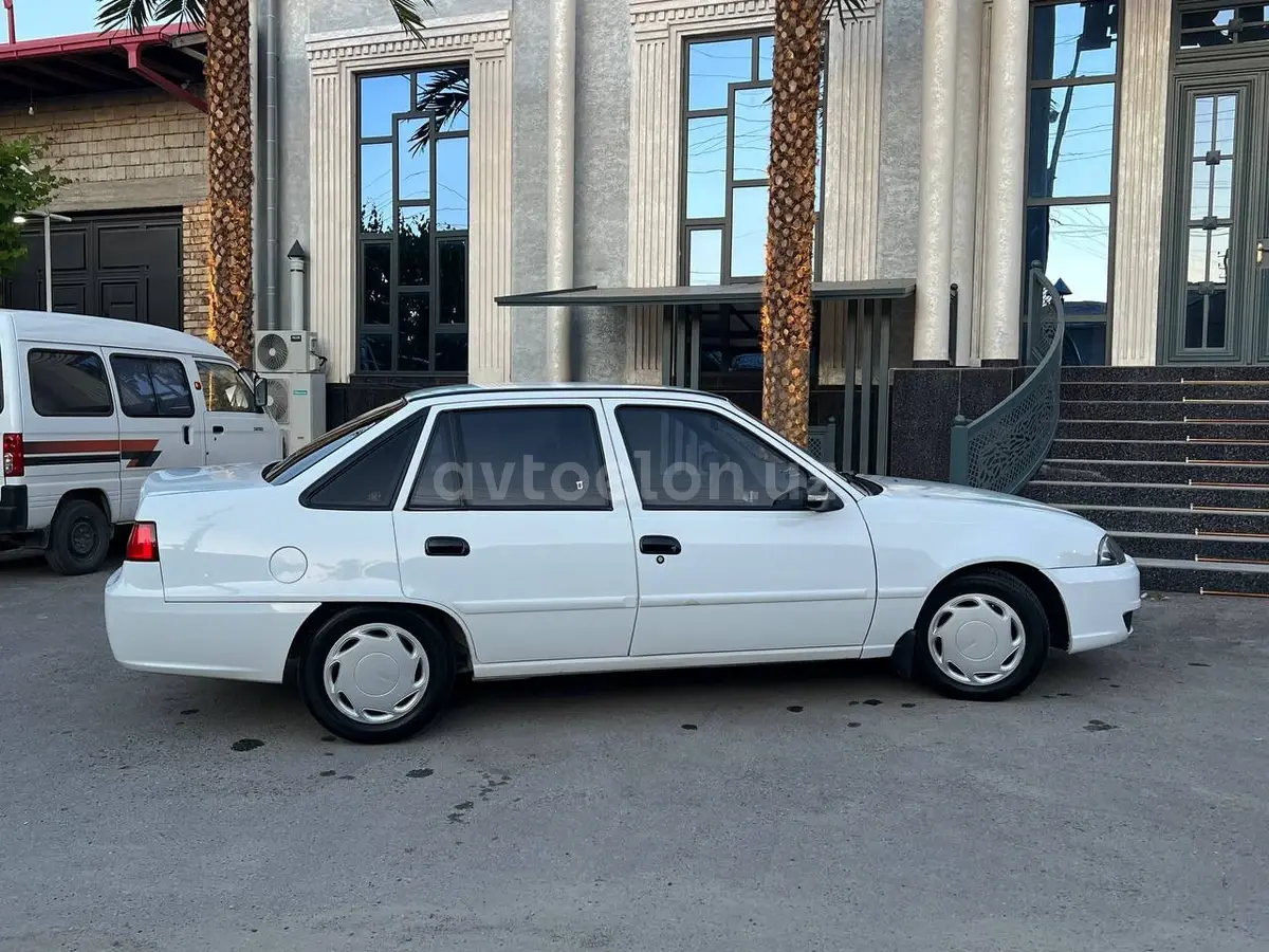 Chevrolet Nexia 2,  2 позиция DOHC