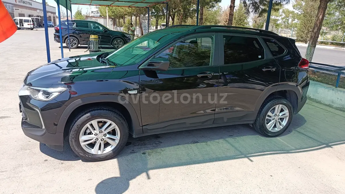 Chevrolet Tracker,  1 позиция