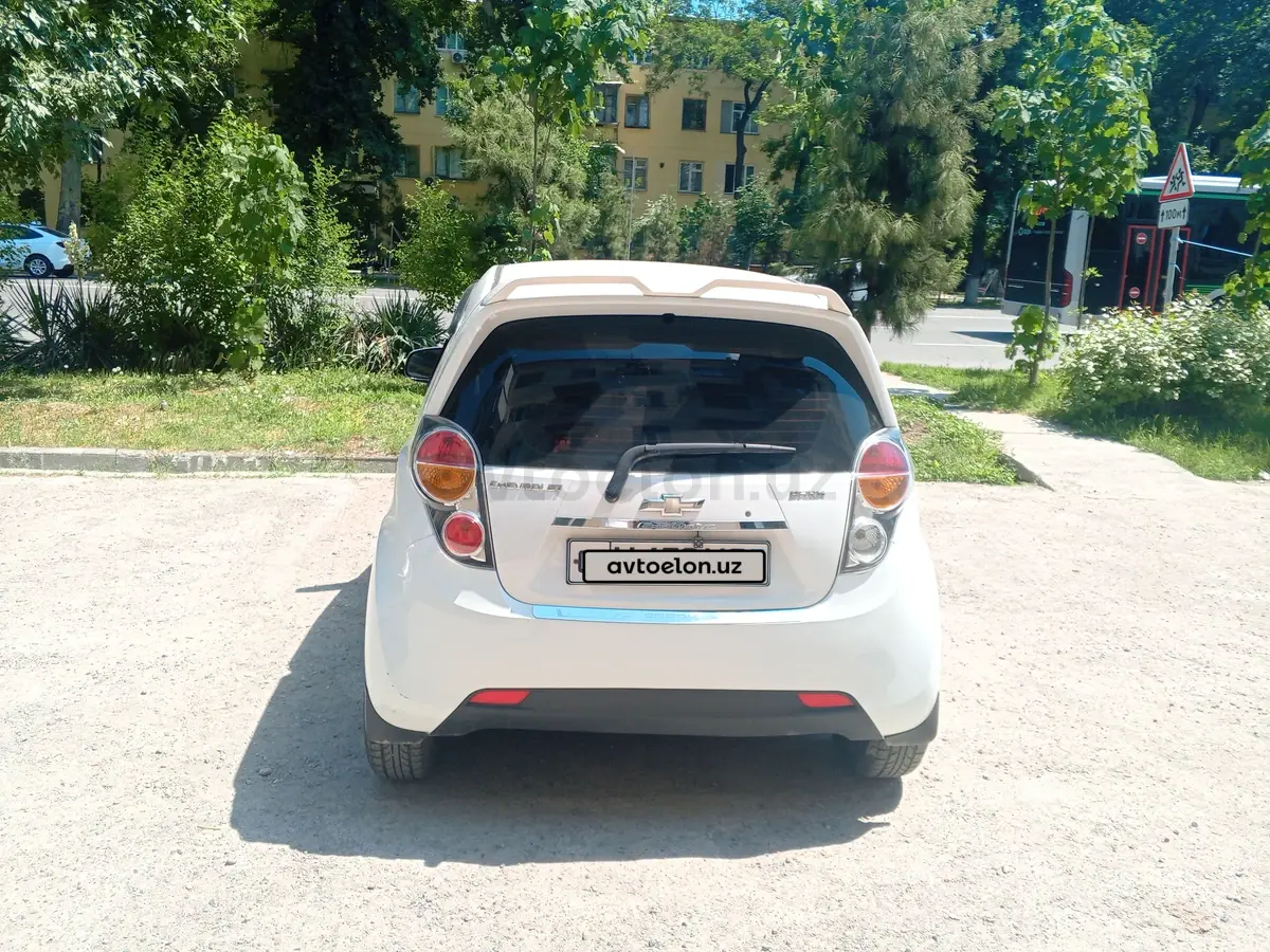 Chevrolet Spark,  3 позиция