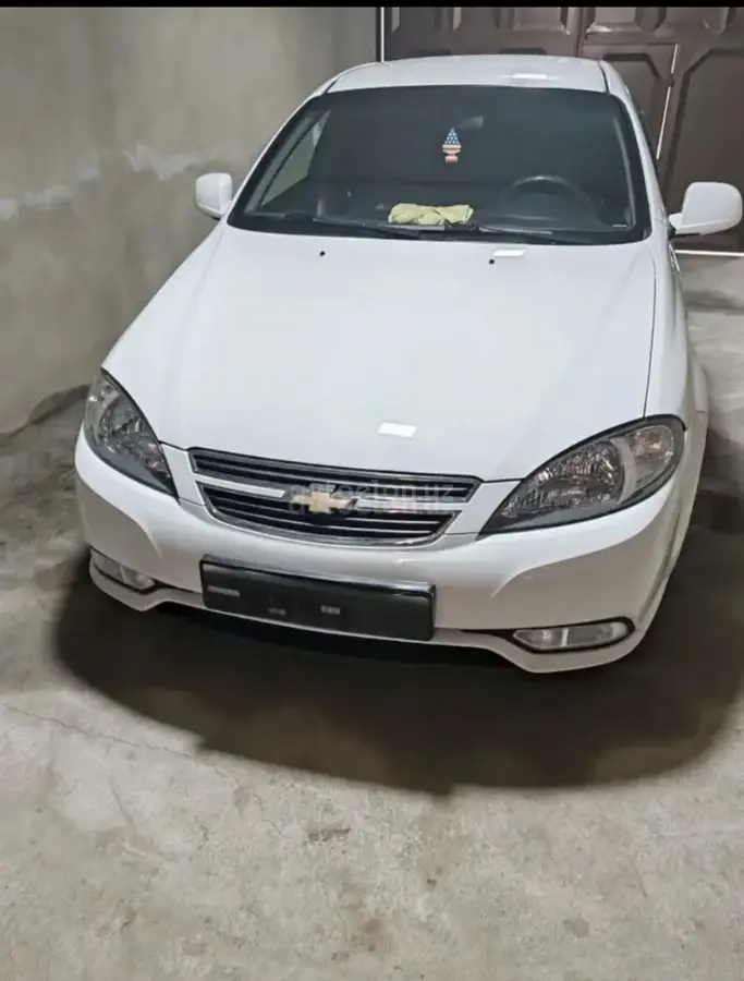 Chevrolet Gentra,  2 позиция