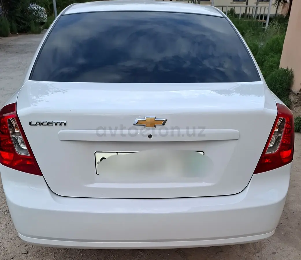 Chevrolet Gentra,  2 позиция