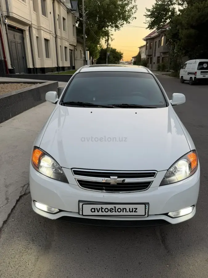 Chevrolet Gentra,  3 позиция