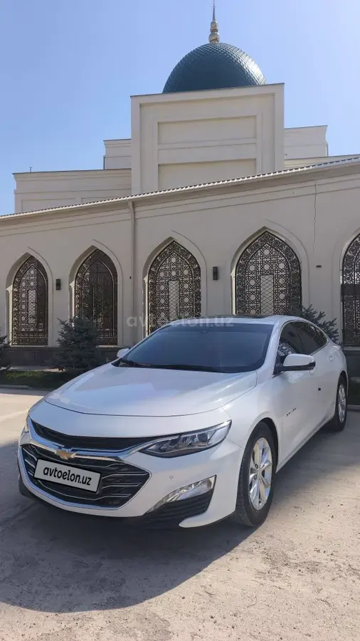 Chevrolet Malibu 2